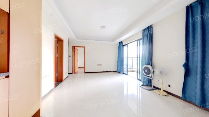 荣盛花语馨苑二手房实景图