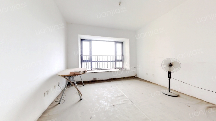 华侨城天鹅堡二手房实景图