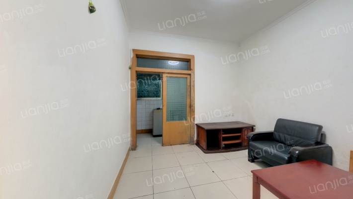 西街152号二手房实景图