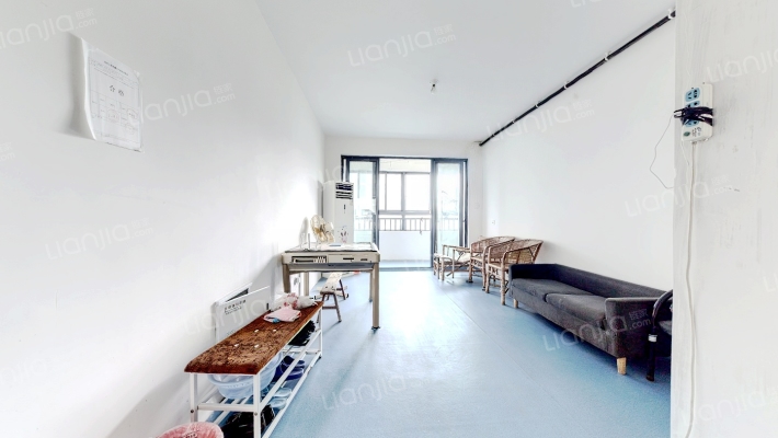 泾东花园二手房实景图