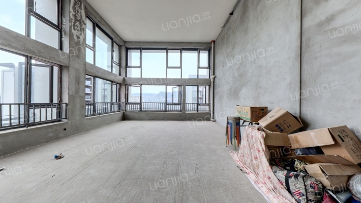 海成长江之星B区Ⅰ二手房实景图