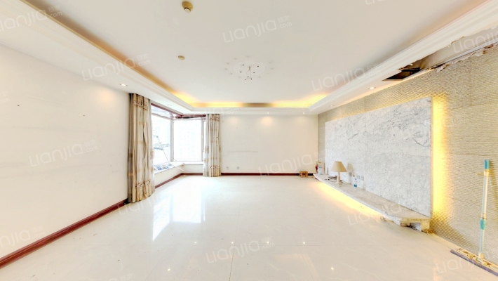 克莱斯特国际花园二手房实景图