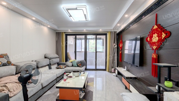 风和四季二手房实景图