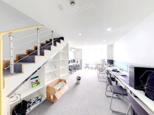 整租·阳光新业 3室1厅 跃层 东南