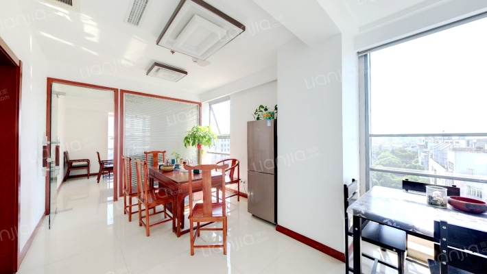 晶石国际中心二手房实景图