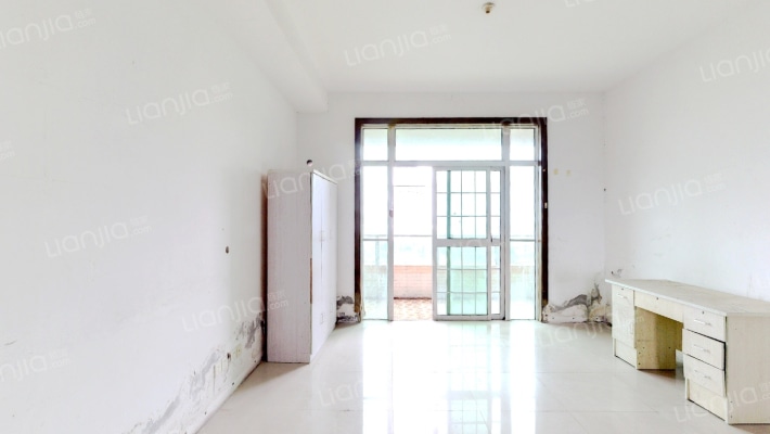 西郊世纪华城二手房实景图