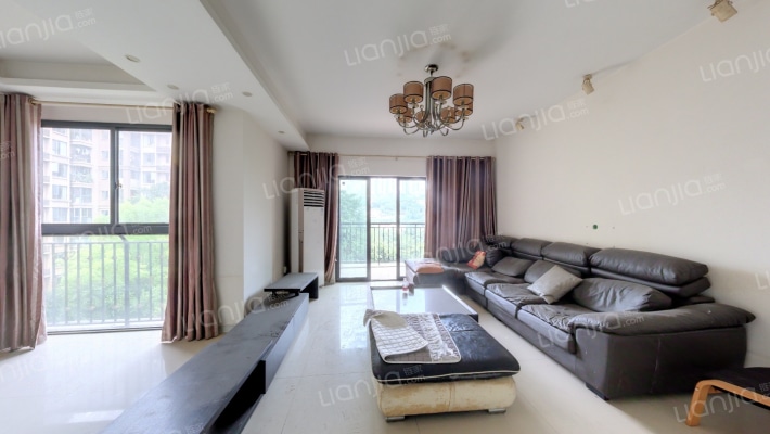 保利高尔夫华庭二手房实景图