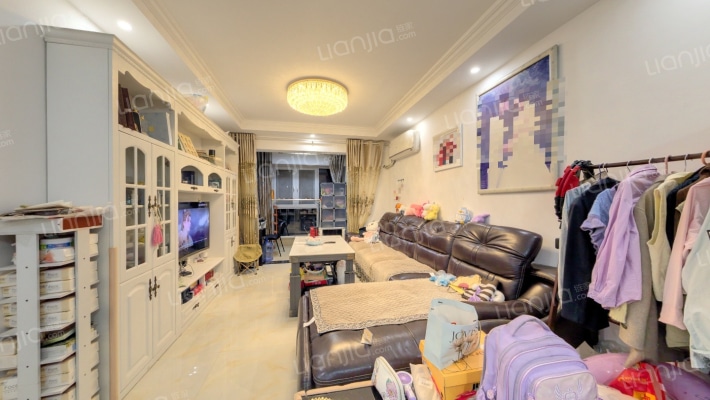 荣悦台二手房实景图