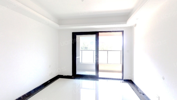 旭辉东湖城二手房实景图