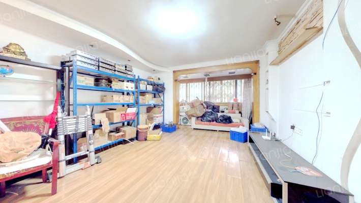 卫雅苑二手房实景图