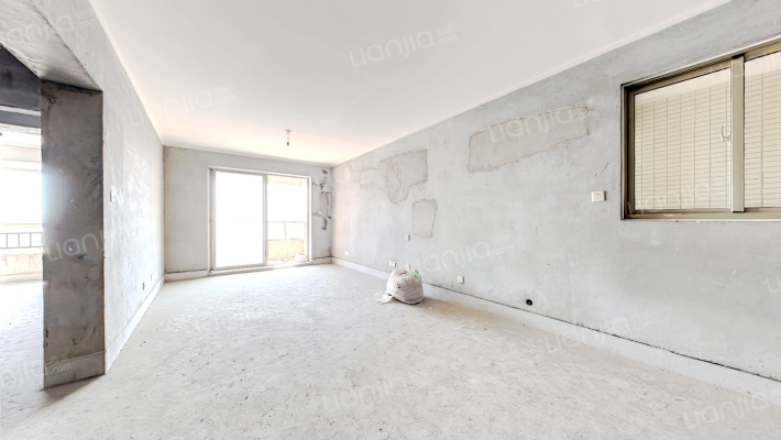 大运盛城二手房实景图