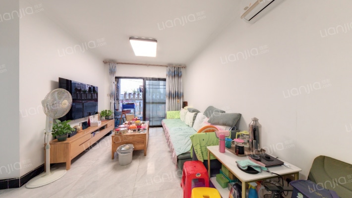 泰华俊庭二手房实景图