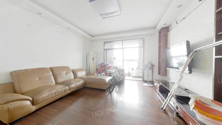 缔景名苑二手房实景图