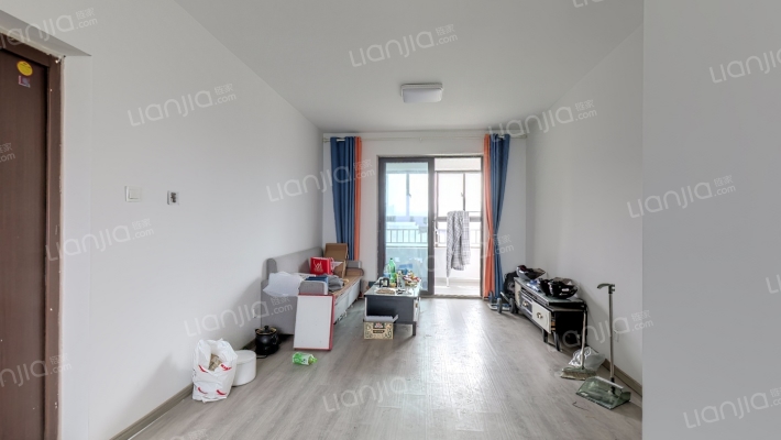 华地翡翠公园二手房实景图