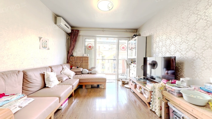 中海怡美山庄二手房实景图