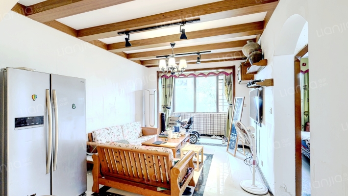 国龙绿城怡园一期二手房实景图