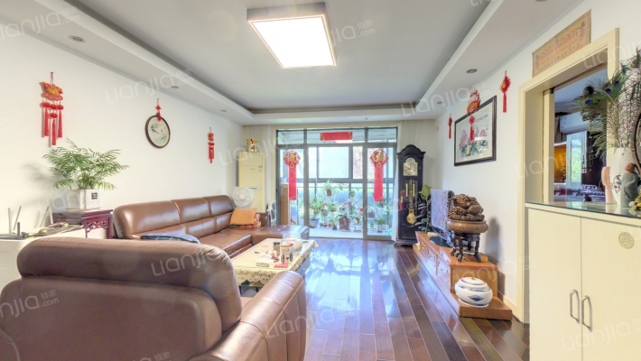 嘉城爱琴海二手房实景图