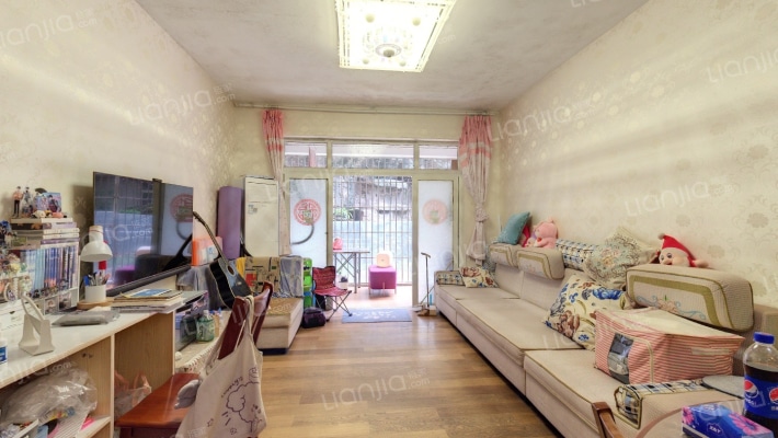 卫星半岛二手房实景图