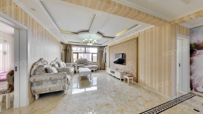 雾凇东郡二手房实景图