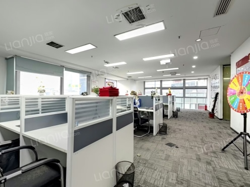 整租·汉街总部国际 3室2厅 东南