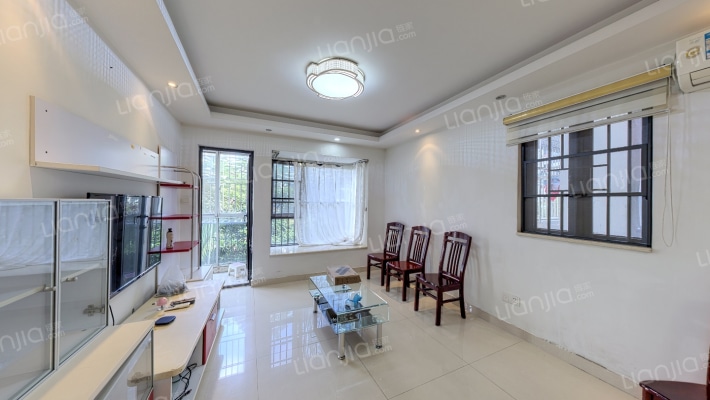 中海半山溪谷花园二手房实景图