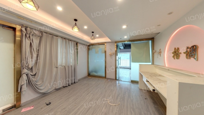 新天CBC二手房实景图