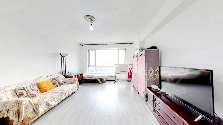 锦泉源B5区二手房实景图