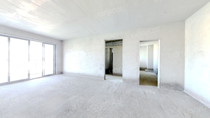 天翔湖沁庭二手房实景图