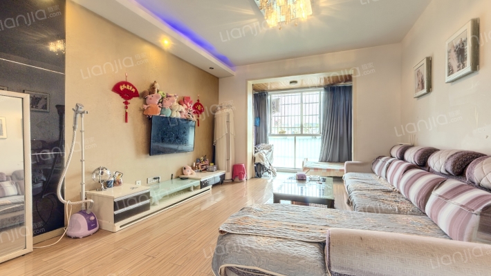 香荷名居二手房实景图