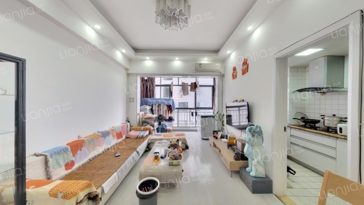 椰河湾公寓二手房实景图