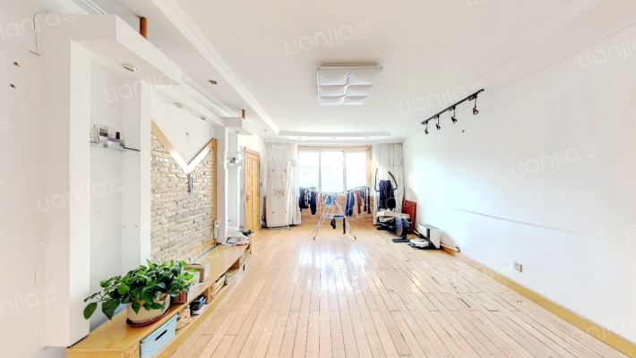 紫荆花东社区二手房实景图