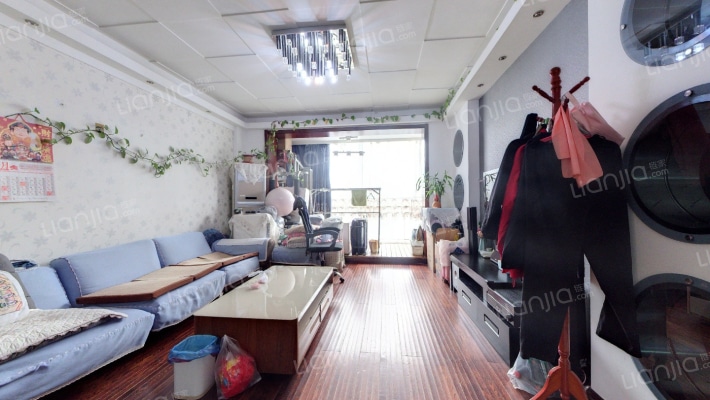 观山满庭芳二手房实景图