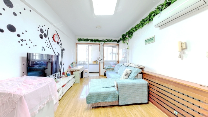 泊林阳光B区二手房实景图