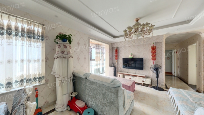 蓝光花满庭三期南区二手房实景图