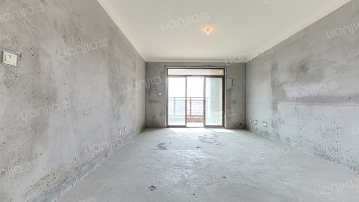 奕淳绿园二手房实景图