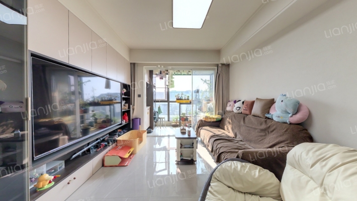 柏悦翔湾二手房实景图