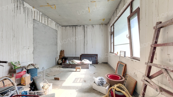 中铁城名仕府二手房实景图