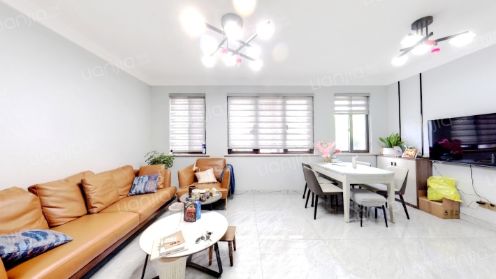 雨润星雨华府二手房实景图