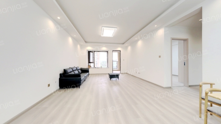 保利公园198蔷薇郡二手房实景图