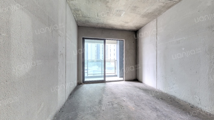 融创臻园二手房实景图