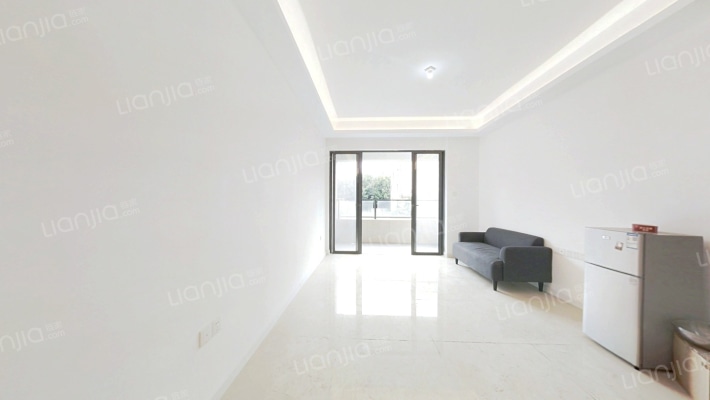 岭南天地怡廷二手房实景图