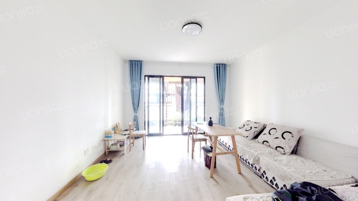 紫荆名都沁园二手房实景图