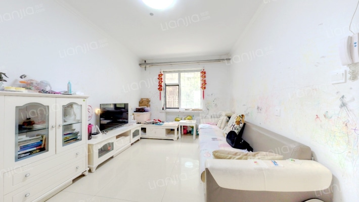 金属小区二手房实景图