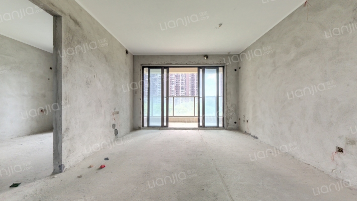 路劲天隽峰二手房实景图