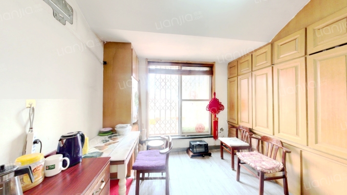 长春花园二手房实景图