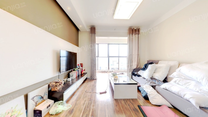 高盛金融中心二手房实景图