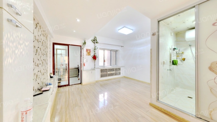 经纬七道街二手房实景图