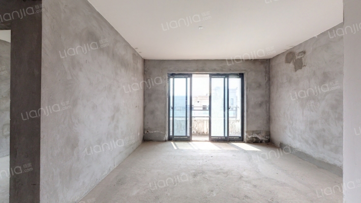 力帆翡翠华府二手房实景图