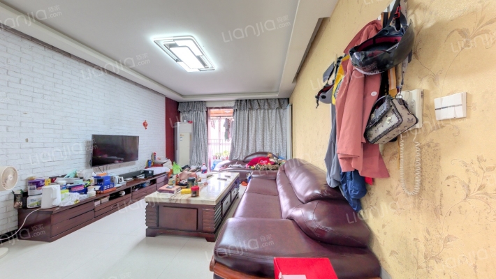 听水花园二手房实景图