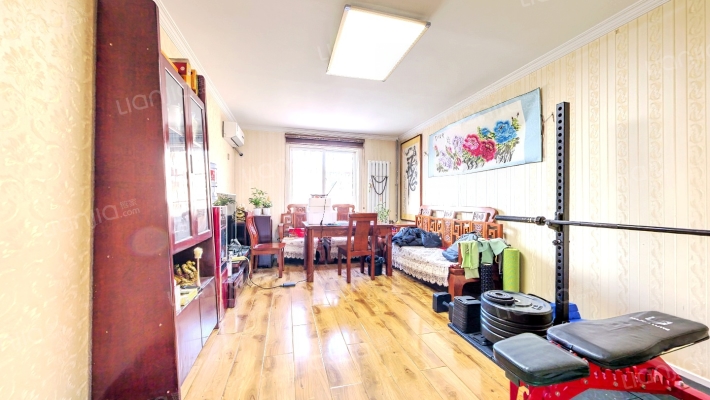 兴家小区二手房实景图